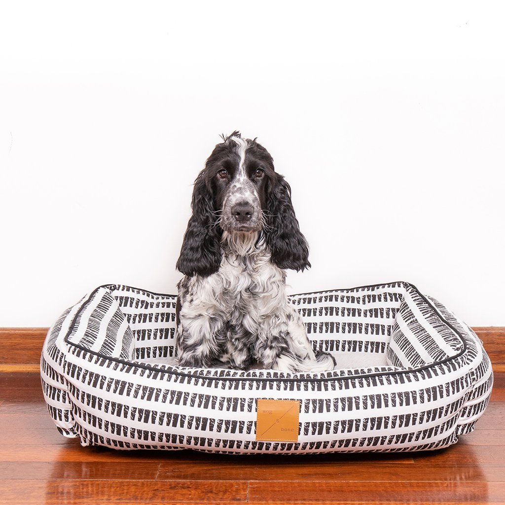 Mog & Bone Bolster Bed